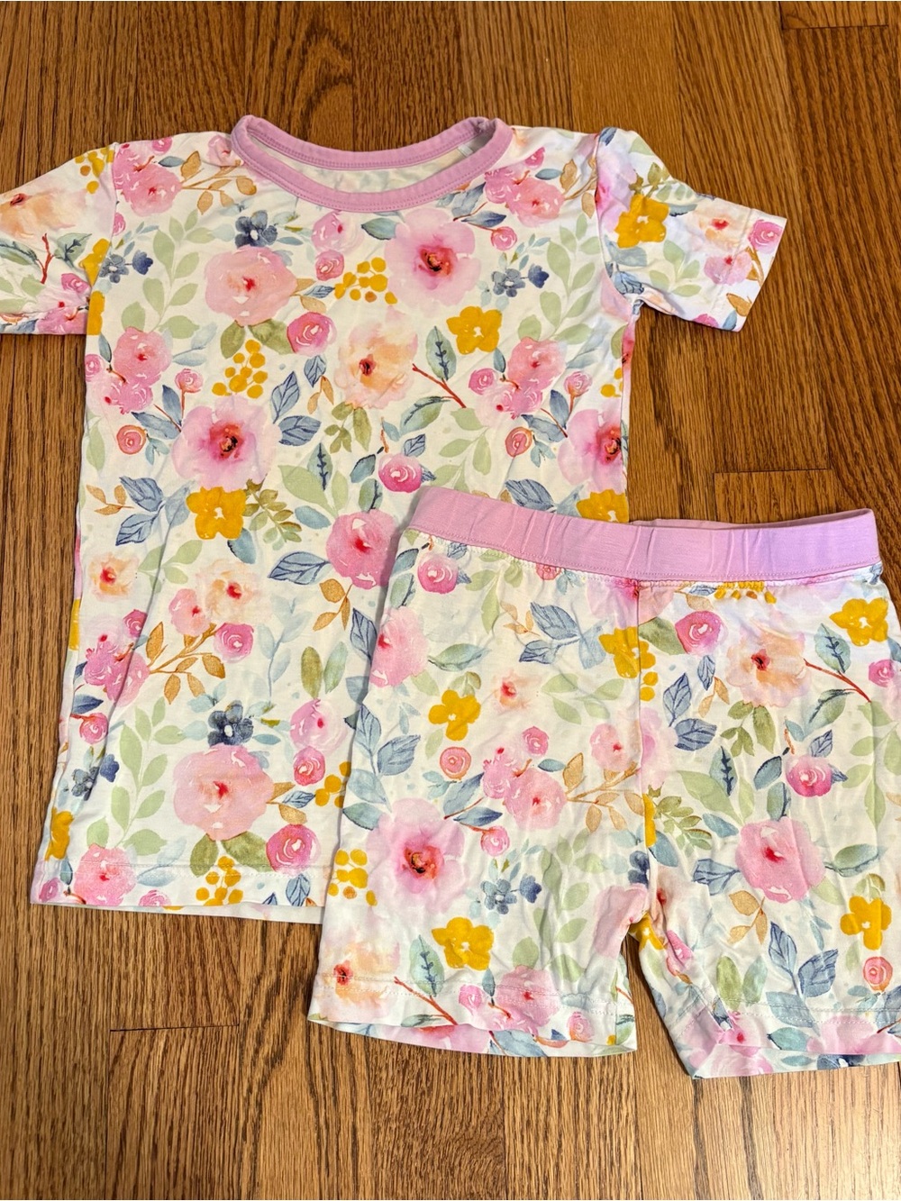 LITTLE SLEEPIES Girls Shorts Floral Pajama Set